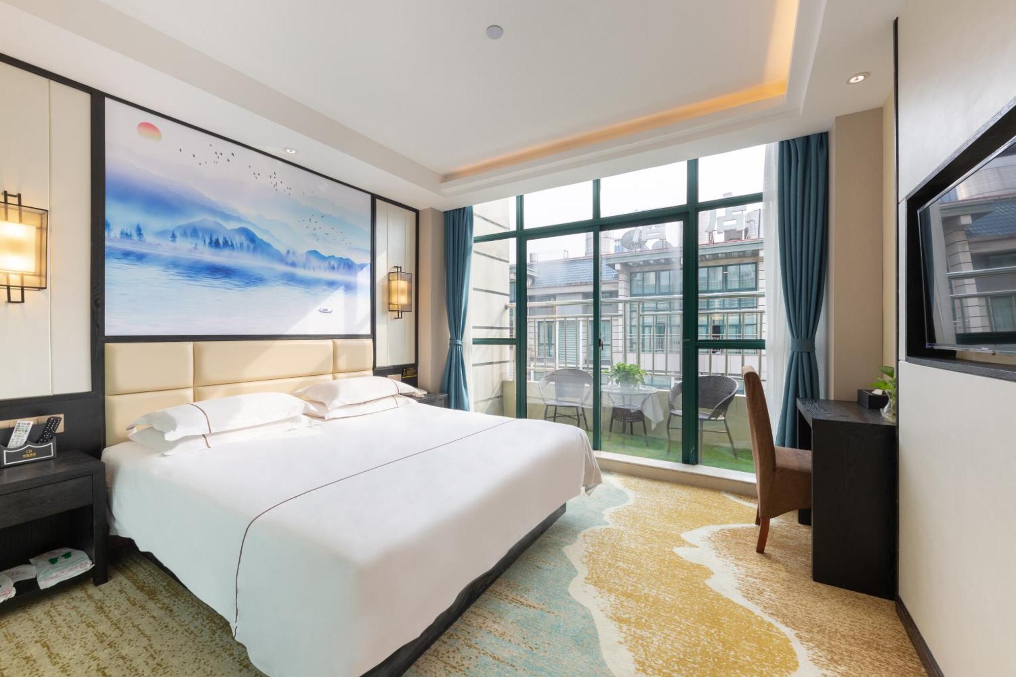 Yiwu Luckbear Hotel Екстериор снимка