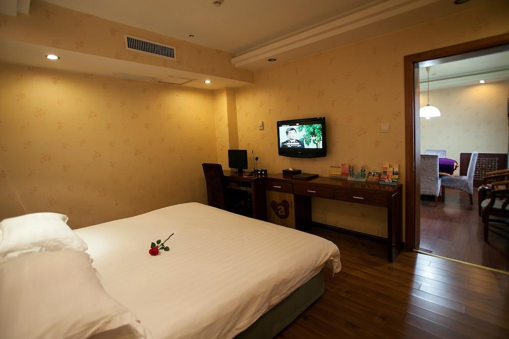 Yiwu Luckbear Hotel Стая снимка